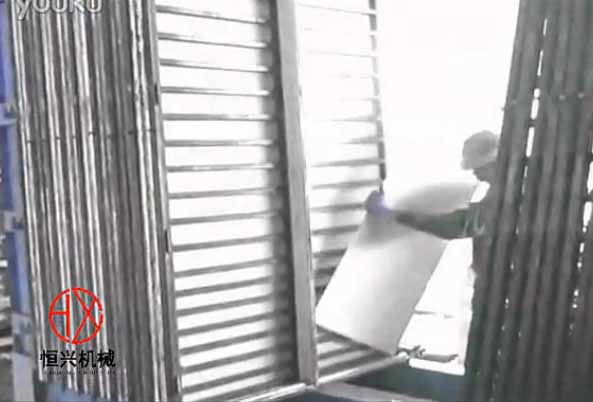 牆闆簡(jiǎn)易線視頻(pin) 簡易式輕(qīng)質牆闆設(shè)備