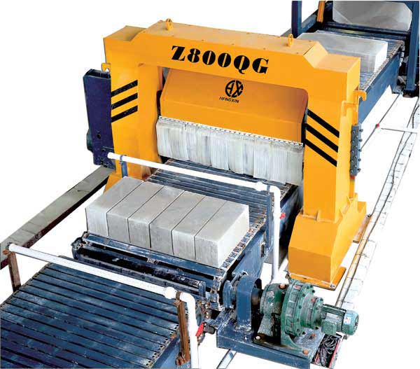 陶粒(li)自保溫砌塊生産(chan)線設備