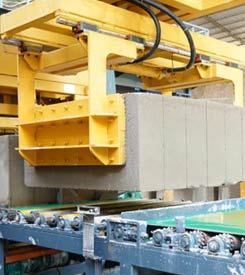 脫(tuo)模機及吊(diào)具