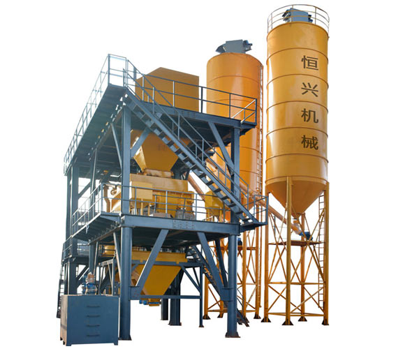 勻質保(bao)溫砌塊(kuai)攪拌澆(jiāo)注設備(bèi)